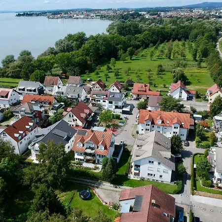 Wohlfuehlloft Seekretzer Mit Privatem Seezugang Friedrichshafen Extérieur photo